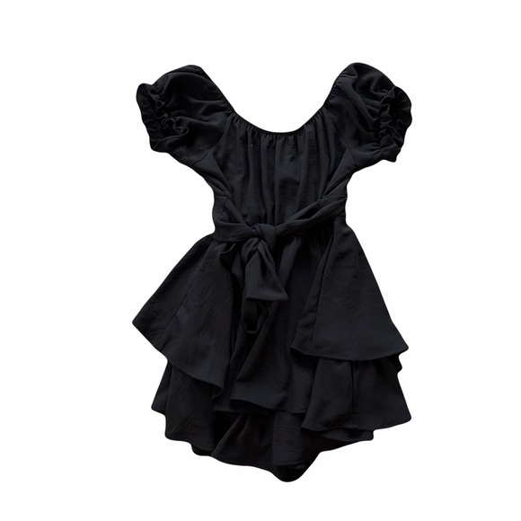 Altar'd State
Haisley Gingham Crossover Romper - Picture 4 of 5